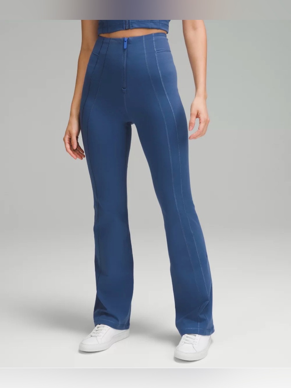 lululemon Define Zip-Front High-Rise
Flared Pant